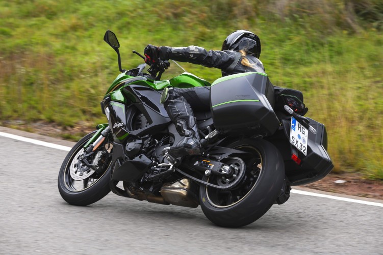 Kawasaki Ninja 1100 SX kufry